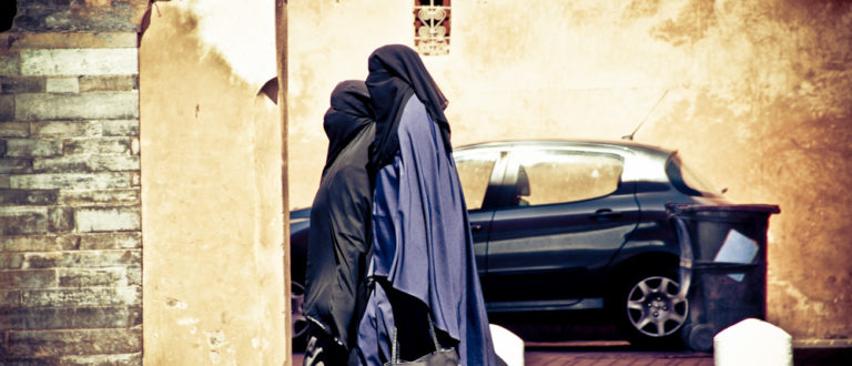 Article : Maroc : la burqa, une interdiction, des questions